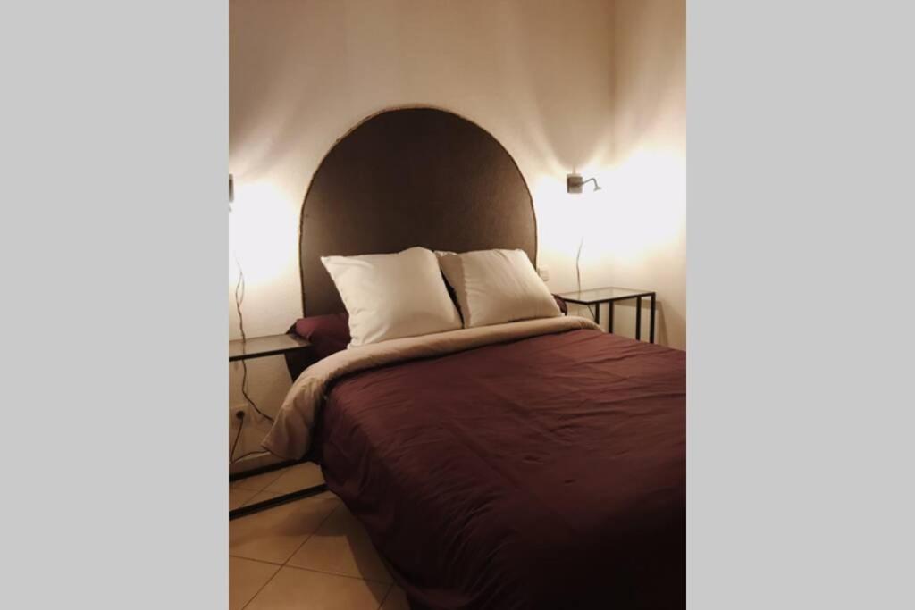 Maison Entiere Au Pied Du Plateau Du Retord 2 Chambres Sdb - Vouvray Ochiaz Exteriör bild